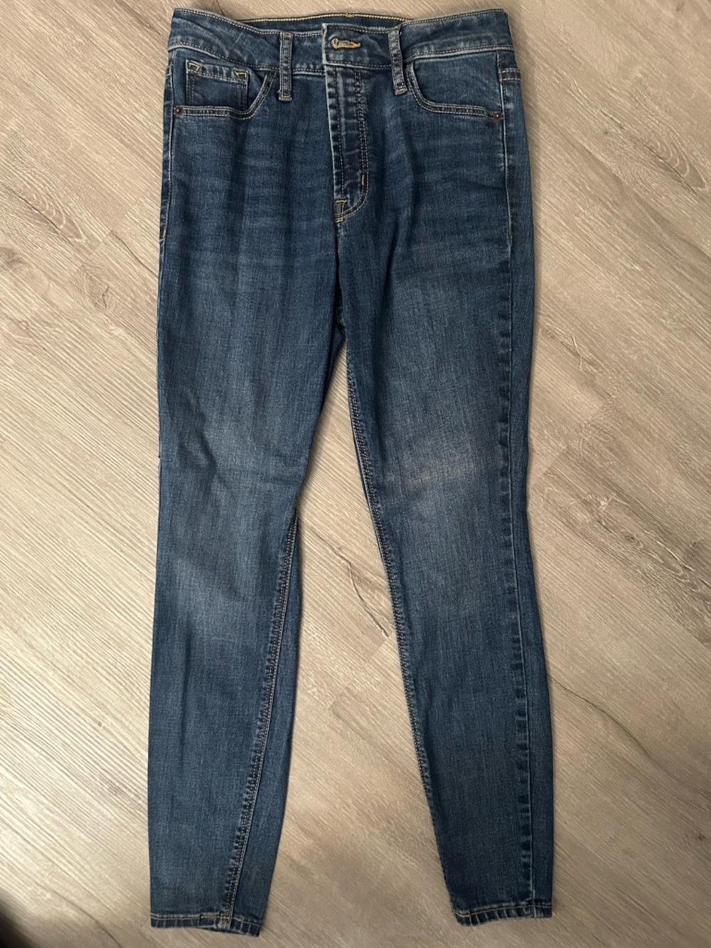 Old Navy high rise rockstar super Skinny Jeans